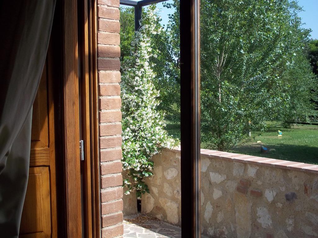 Agriturismo Lupo Cerrino Tarquinia Cameră foto