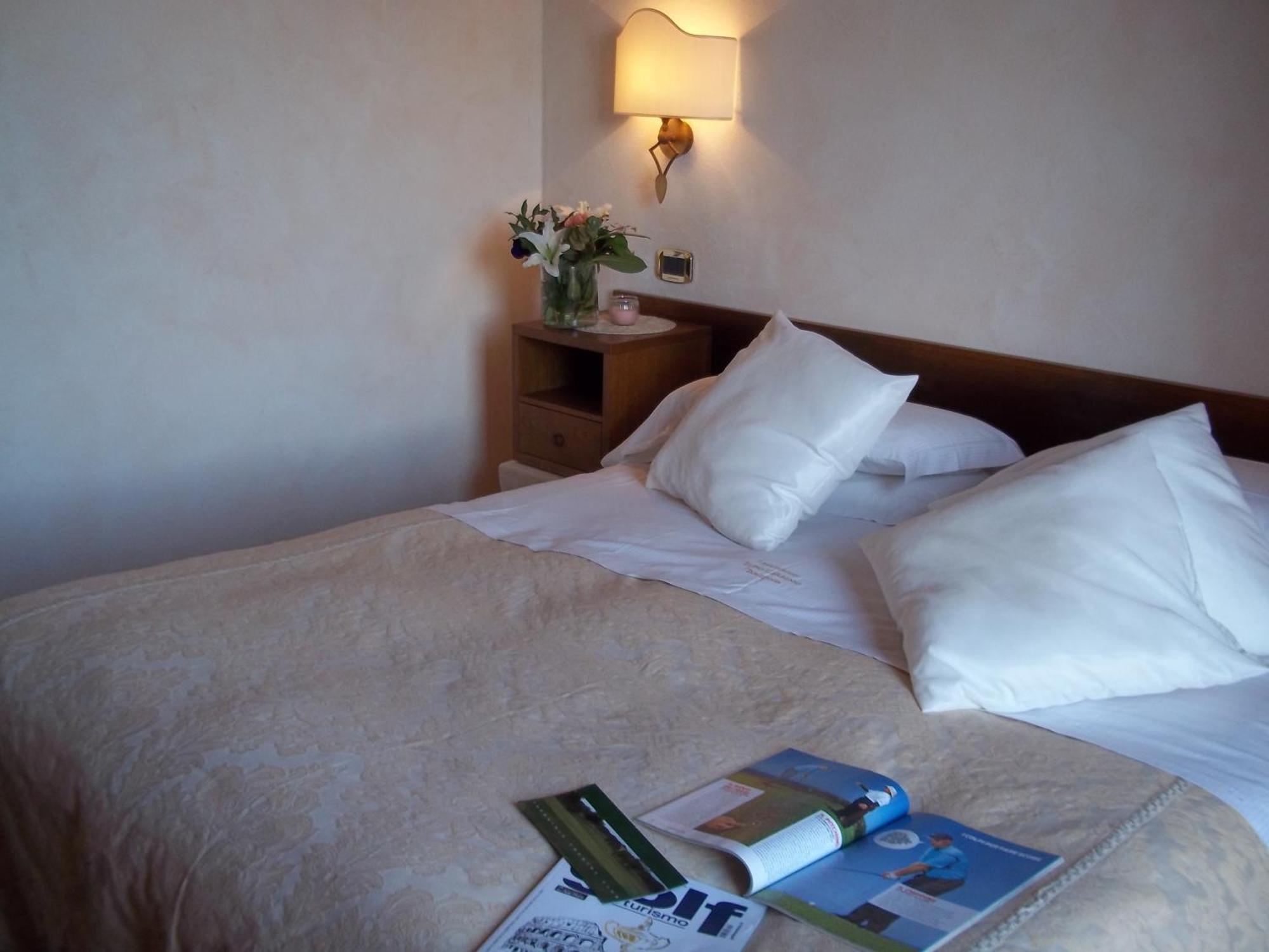 Agriturismo Lupo Cerrino Tarquinia Cameră foto